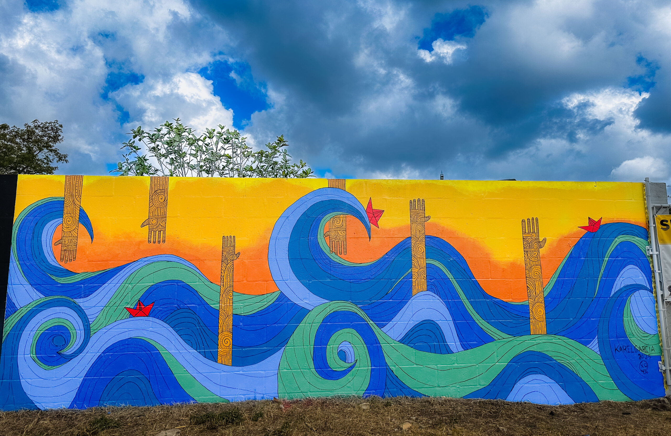 世界のファイバー・アート SHINE Mural Festival - St. Petersburg Arts Alliance